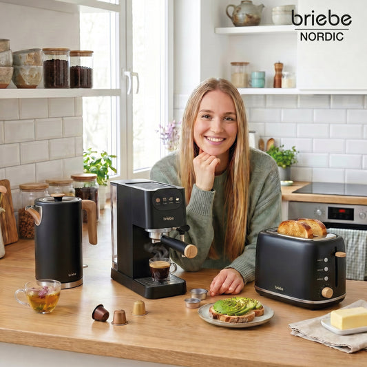 Set Nordic Cafetera Espresso 20 Bares Cápsulas y Café Molido + Hervidor Agua Eléctrico 17L Inalámbrico 2200W + Tostadora Ranura Ancha 2 Rebanadas Negro